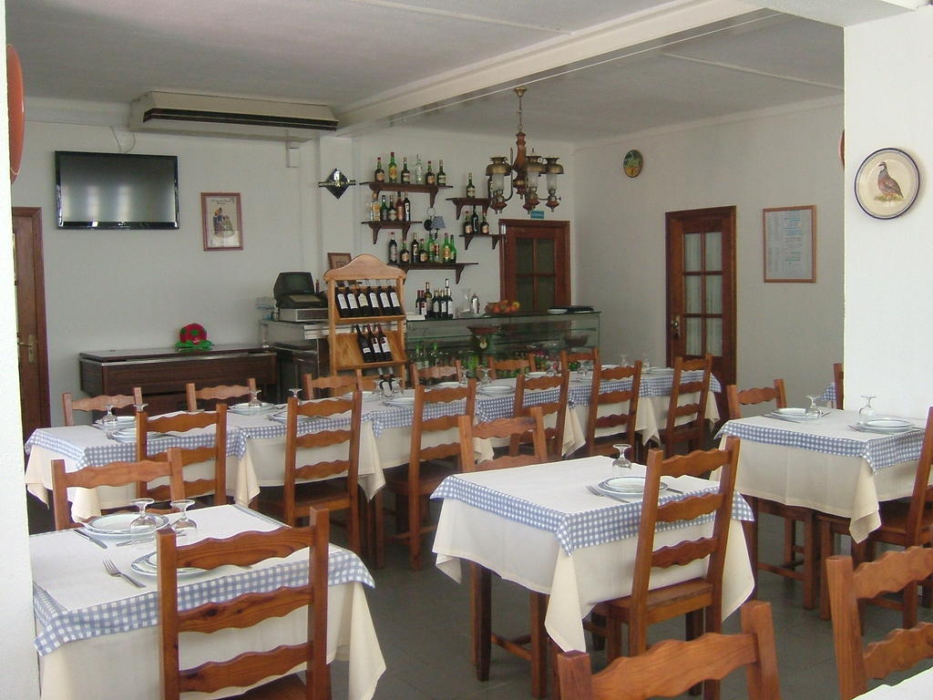 "O Viajante" Low Cost Hotel Estremoz Kültér fotó