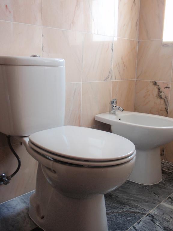 "O Viajante" Low Cost Hotel Estremoz Szoba fotó